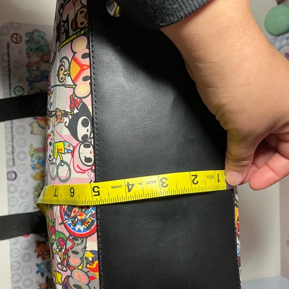 Tokidoki for Hello Kitty Circus theme bag - Picture 14 of 16